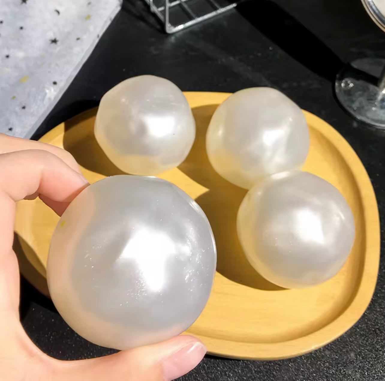Non-rebounding Coconut oil style squish ball - Pearl