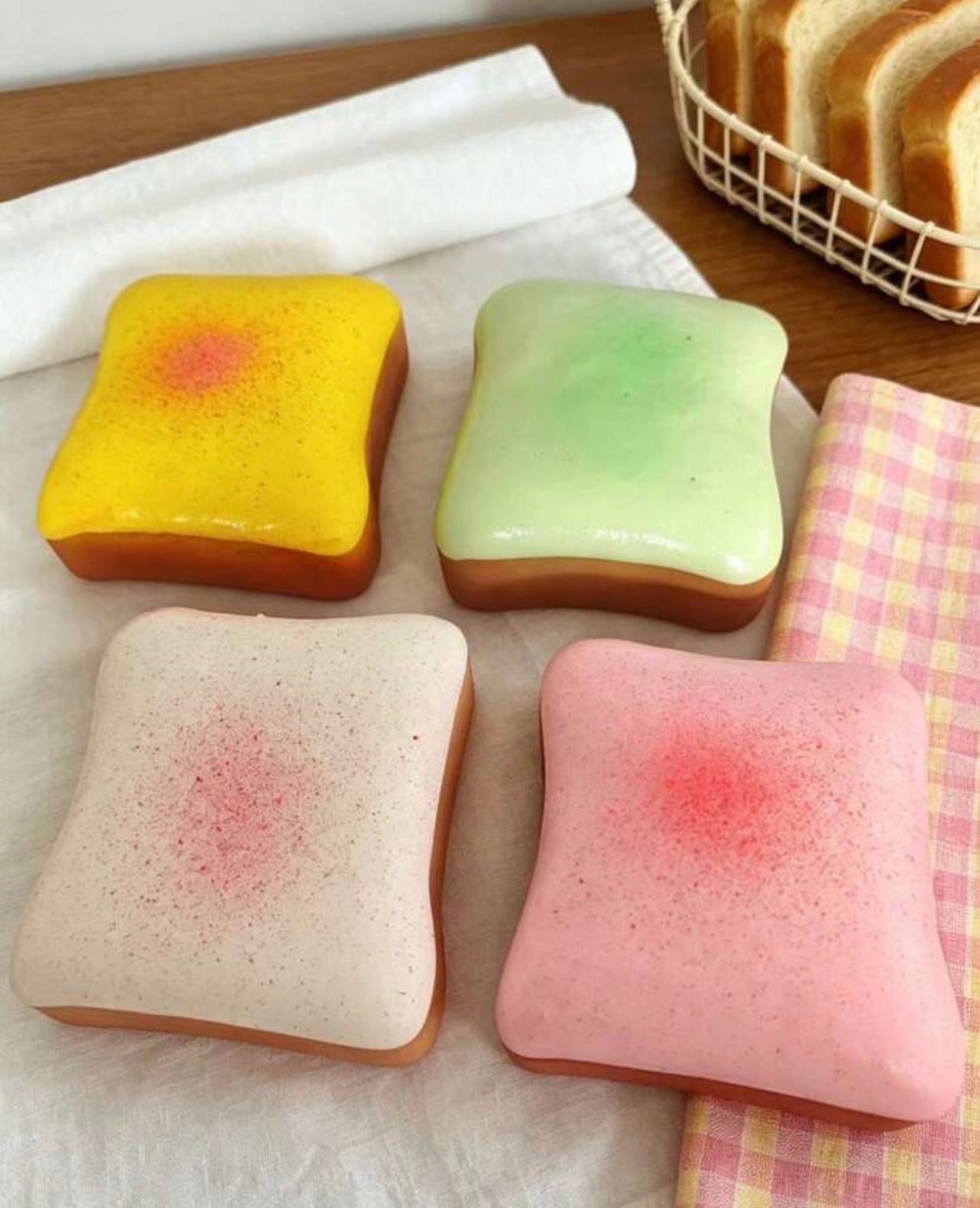 Slow-rising toast super soft squishy