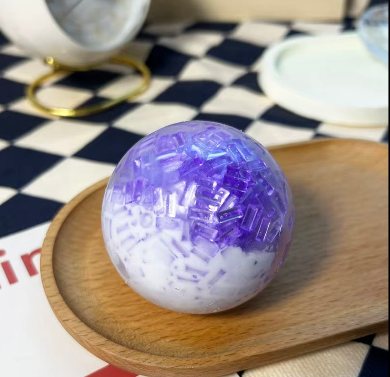 Crystal Crunch Ball