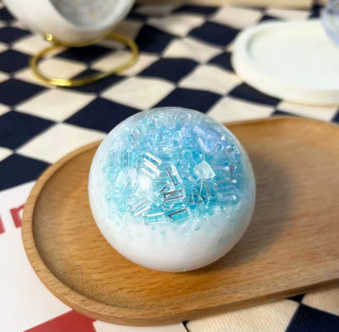 Crystal Crunch Ball