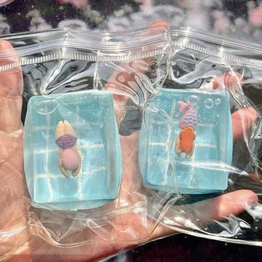 Swimming Cube Sugar Squishy