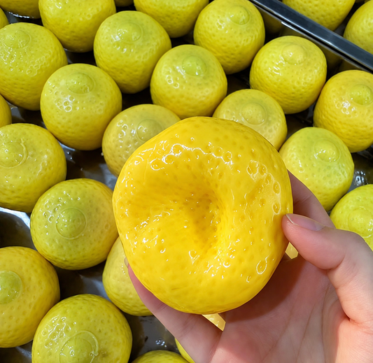 Crunchy Colour Changing Lemon