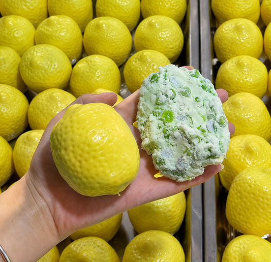 Crunchy Colour Changing Lemon